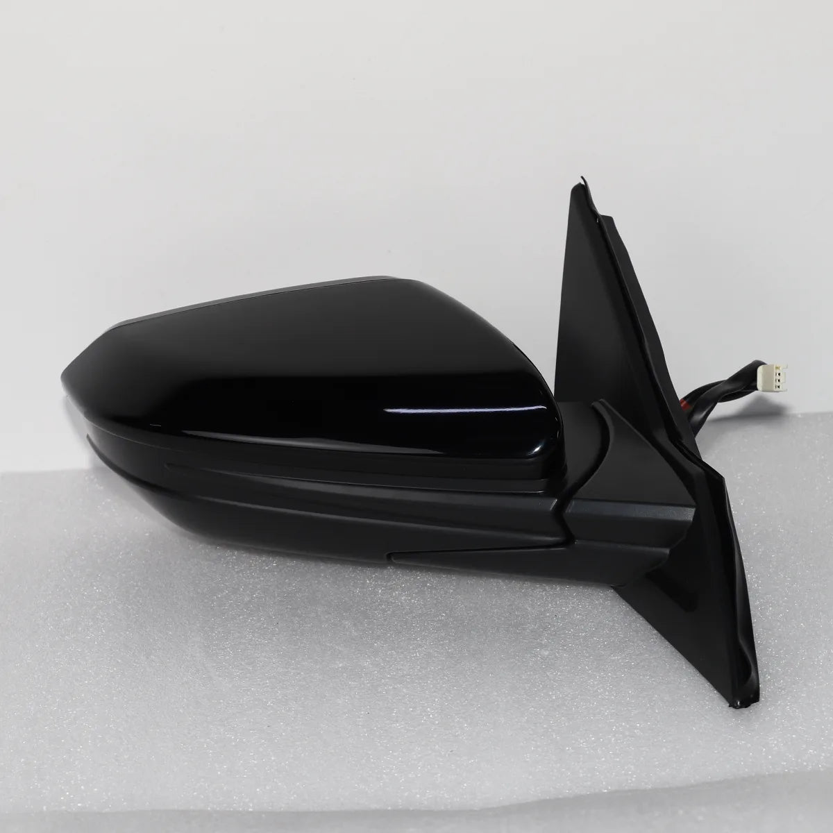 Honda Civic (2016-2021) - Passenger Side View Mirror  (Power Operated, Non Heated, Paint to Match )