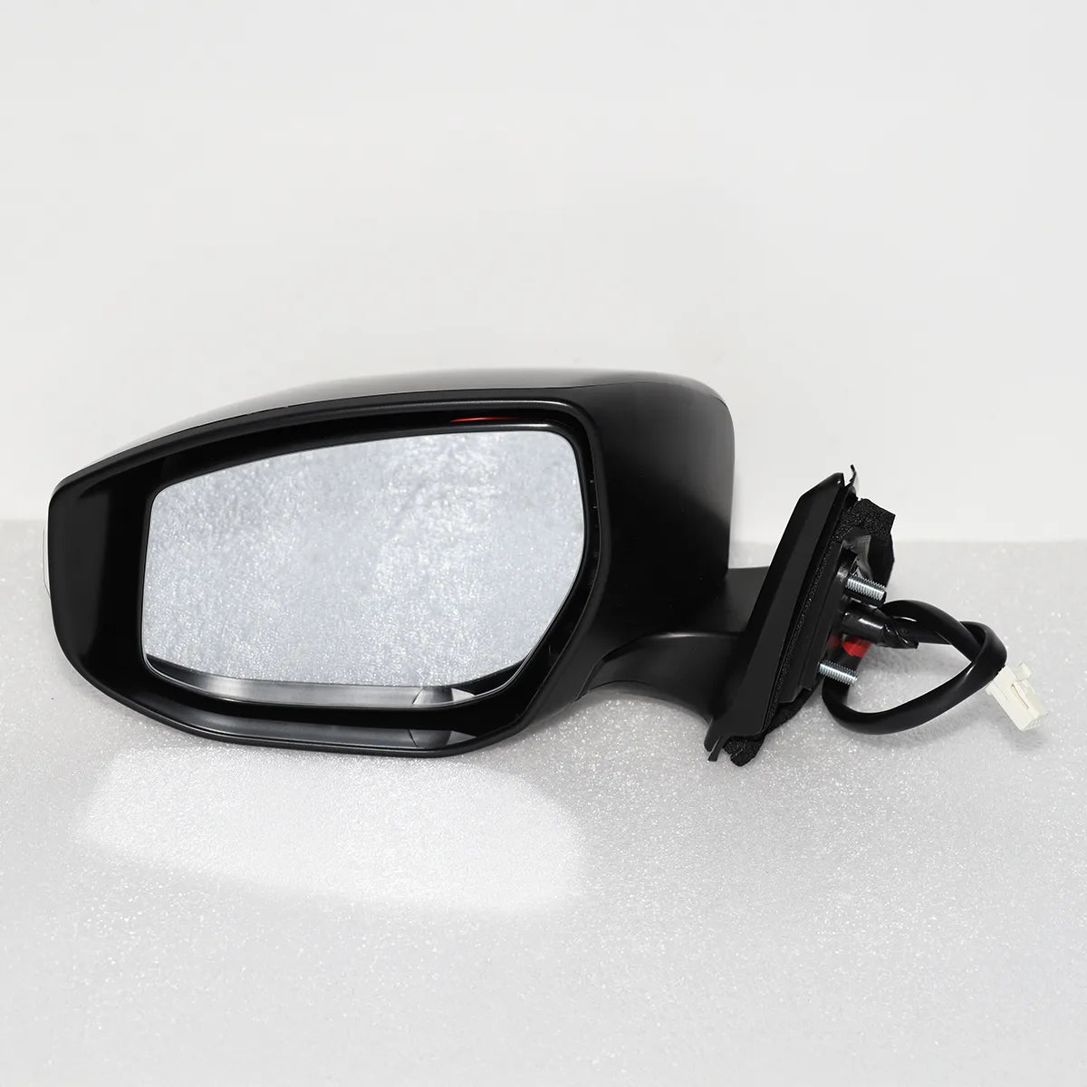 Nissan Altima (2013-2018) - Driver Side View Mirror  (Power Operated, Paint to Match, Heated Glass, Turn Signal Light )
