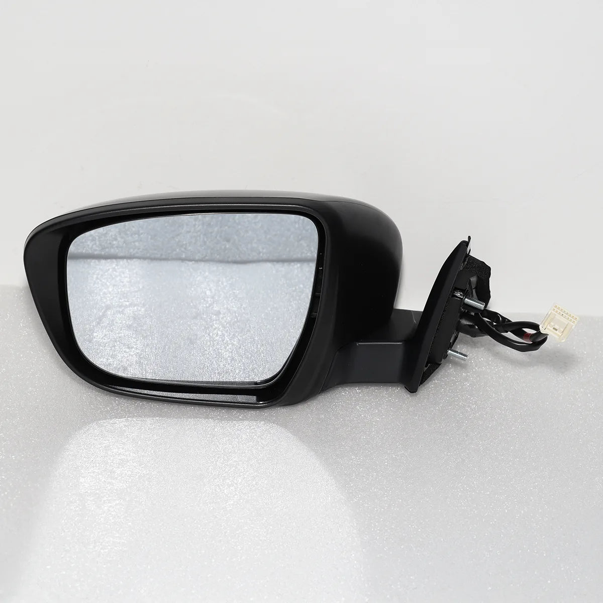 Nissan Rogue (2014-2020) - Driver Side View Mirror  (Power Operated, Paint to Match, Non Heated )