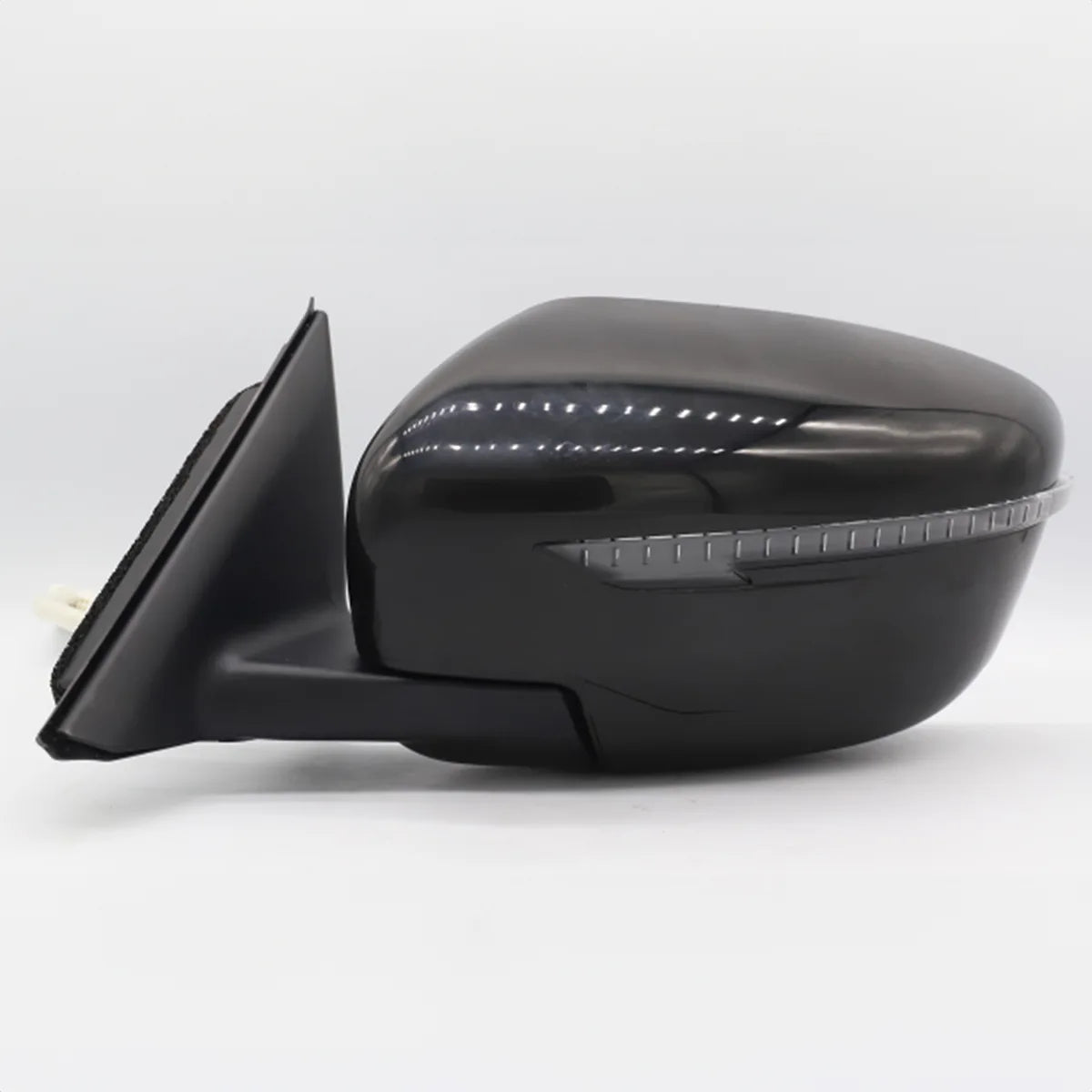Nissan Rogue (2017-2020) - Driver Side View Mirror  (Power Operated, Paint to Match, Heated Glass, Turn Signal Light )