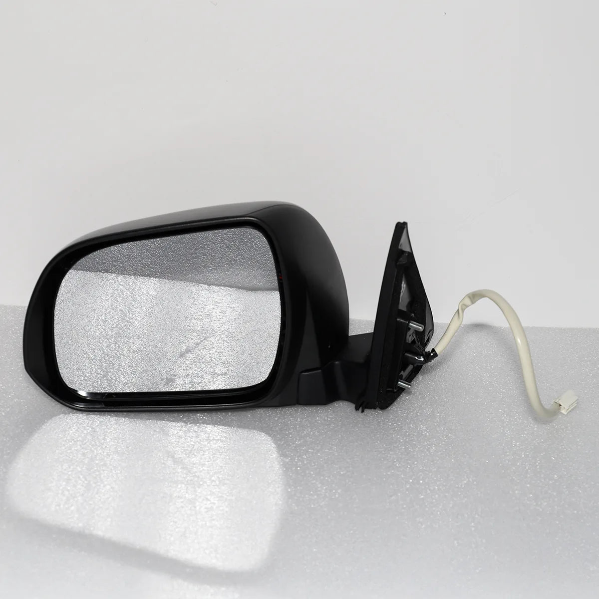 Toyota Highlander (2008-2014) - Driver Side View Mirror  (Power Operated, Paint to Match, Heated Glass )