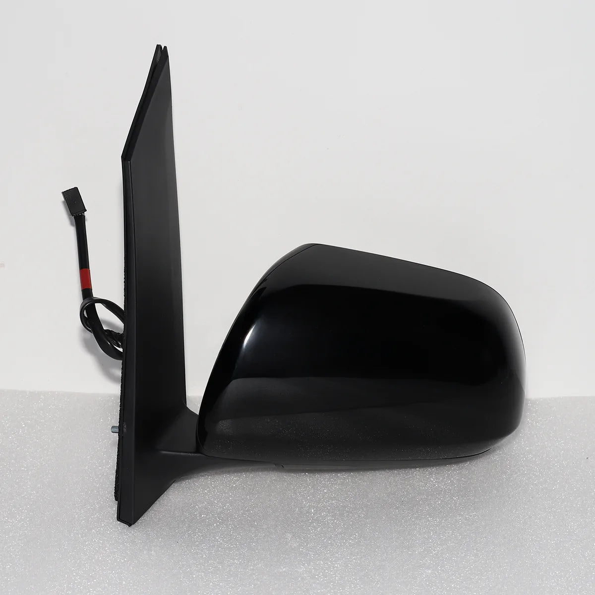 Toyota Sienna (2011-2017) - Driver Side View Mirror  (Power Operated, Paint to Match, Heated Glass )