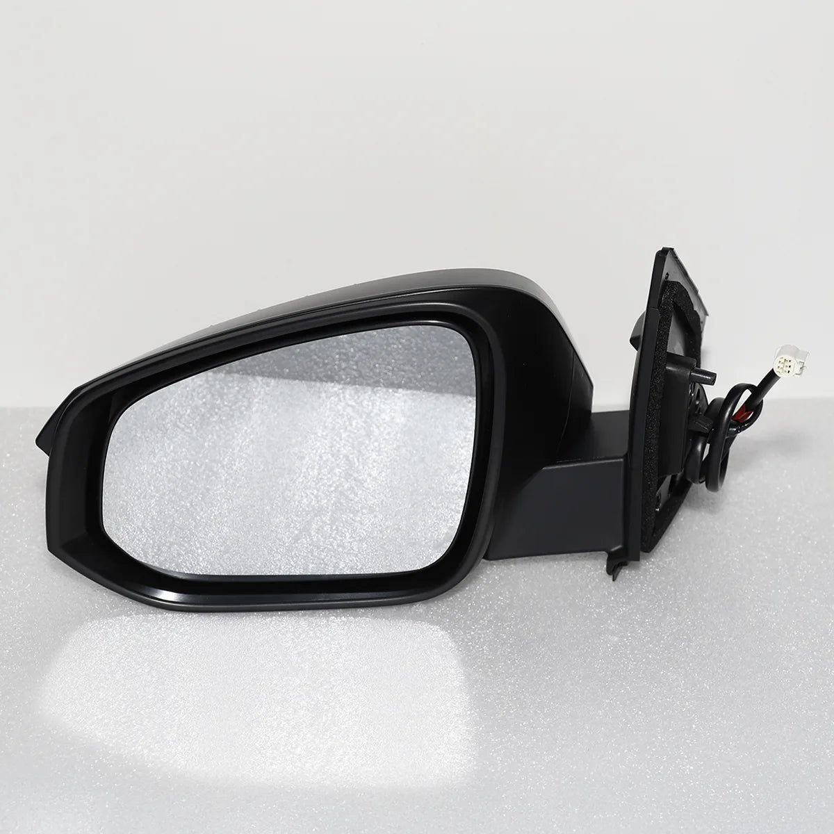 Toyota RAV4 (2013-2015) - Driver Side View Mirror  (Power Operated, Paint to Match, Non Heated )
