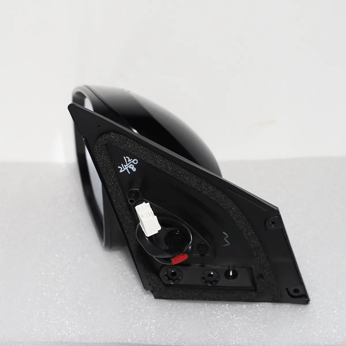 Toyota RAV4 (2013-2015) - Driver Side View Mirror  (Power Operated, Paint to Match, Heated Glass, Turn Signal Light )