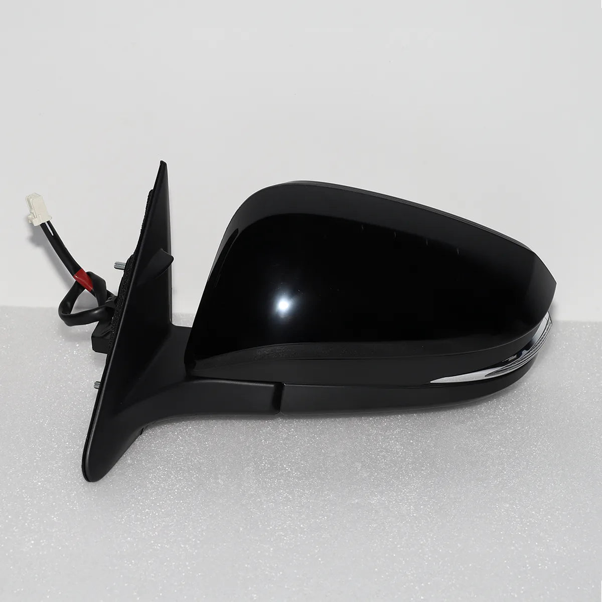 Toyota Highlander (2014-2019) - Driver Side View Mirror  (Power Operated, Paint to Match, Heated Glass, Turn Signal Light )