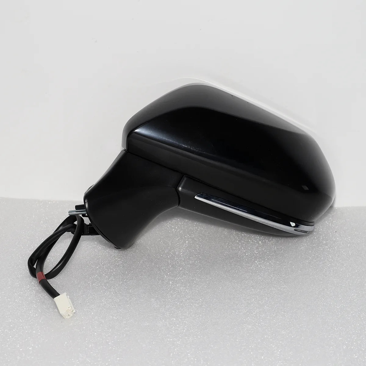 Toyota Camry (2018-2023) - Driver Side View Mirror  (Power Operated, Paint to Match, Heated Glass, Turn Signal Light )